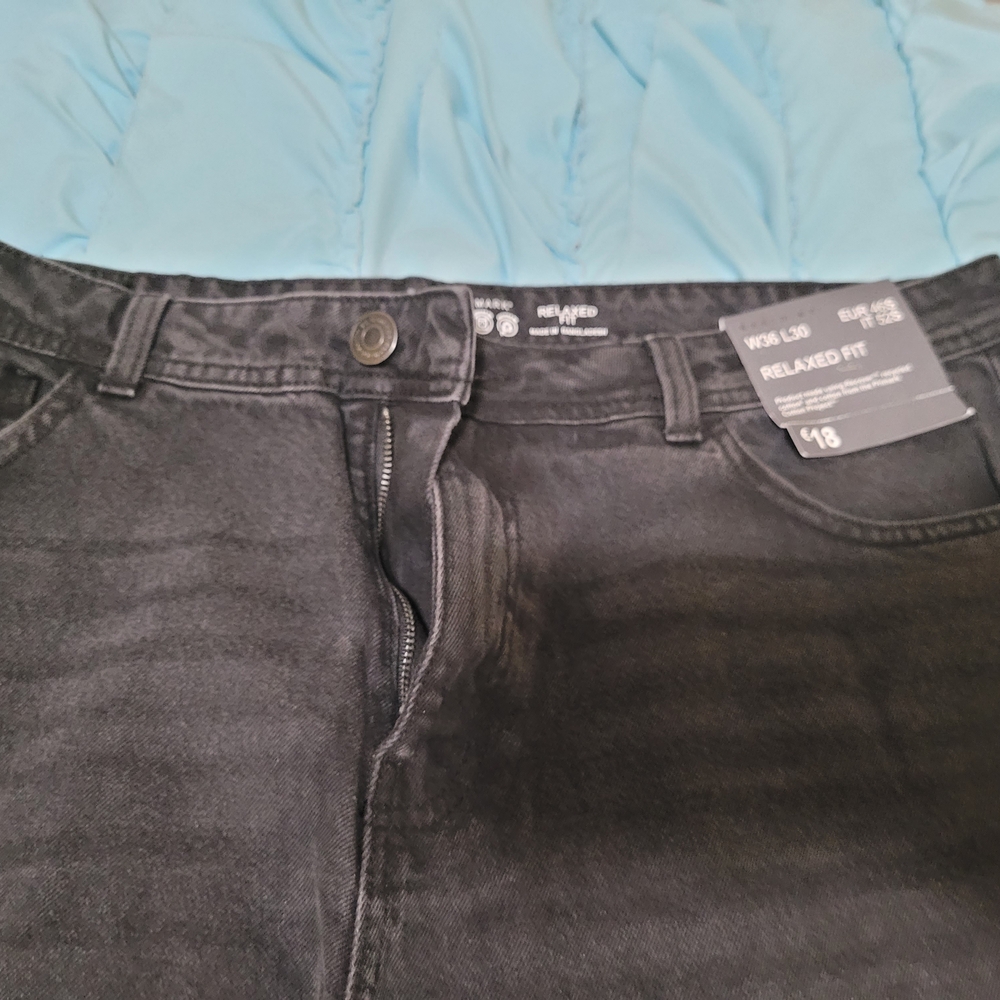 Men's Black Relaxed Fit Jeans